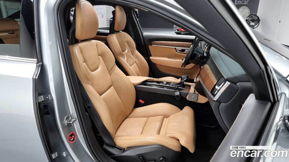 Volvo S90 D5 AWD Inscription (12.2019)