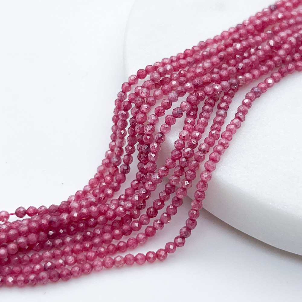Фианит кракле (кубический цирконий), цвет рубин, размер 2 мм, цена за нить около 195 шт (38 см)
