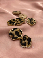 Пуговицы неровной формы с принтом леопард пушистые