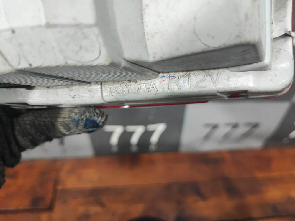 ПТФ задний правый Toyota Land Cruiser Prado 150 09-17 Б/У Оригинал 8158160240