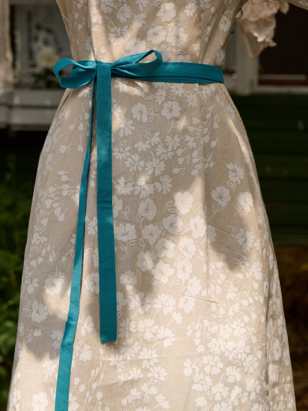 Платье лен с квадратным вырезом