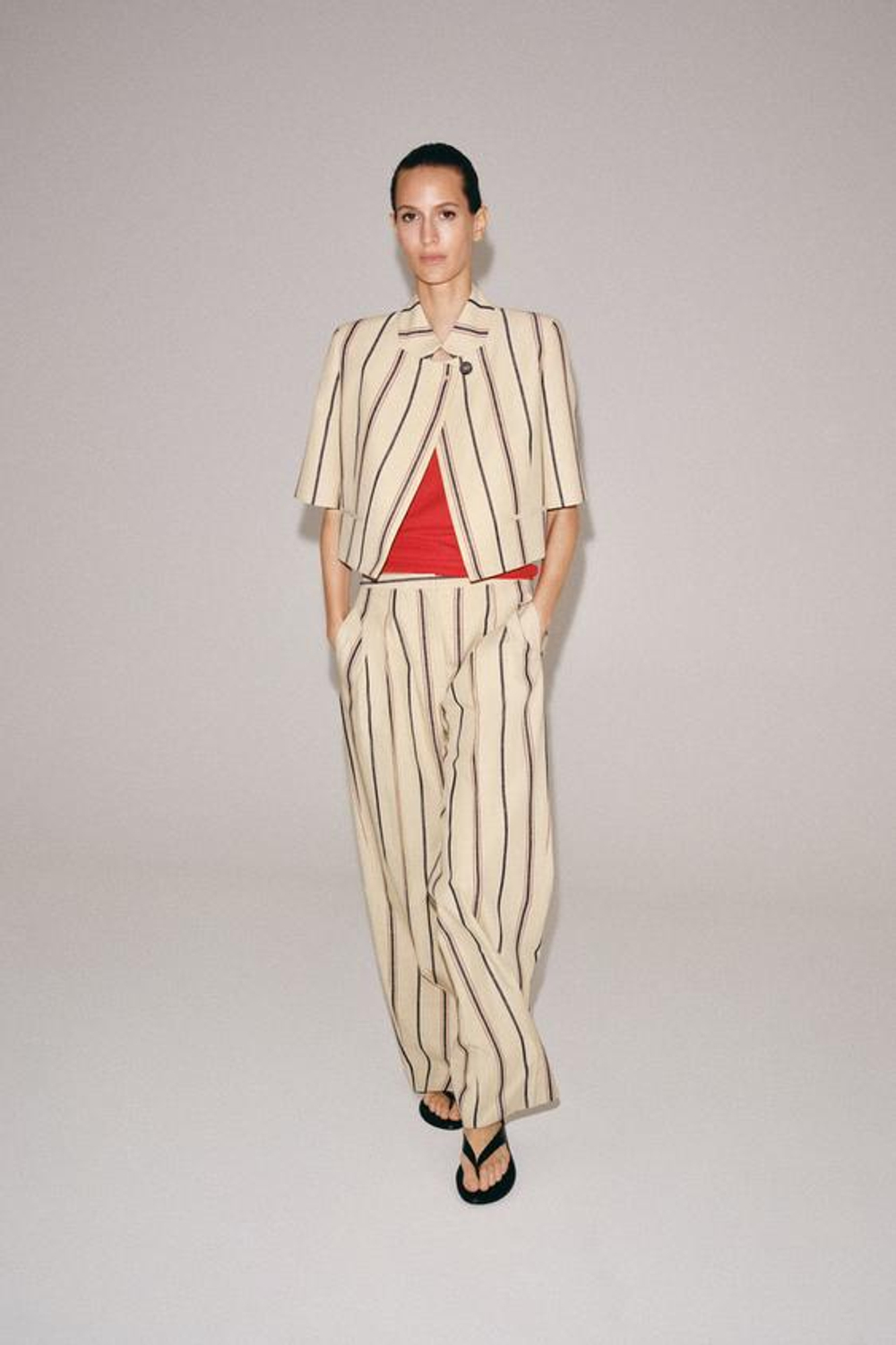 ZARA БРЮКИ В ПОЛОСКУ СО СКЛАДКАМИ — ZW COLLECTION, БЕЖЕВЫЙ