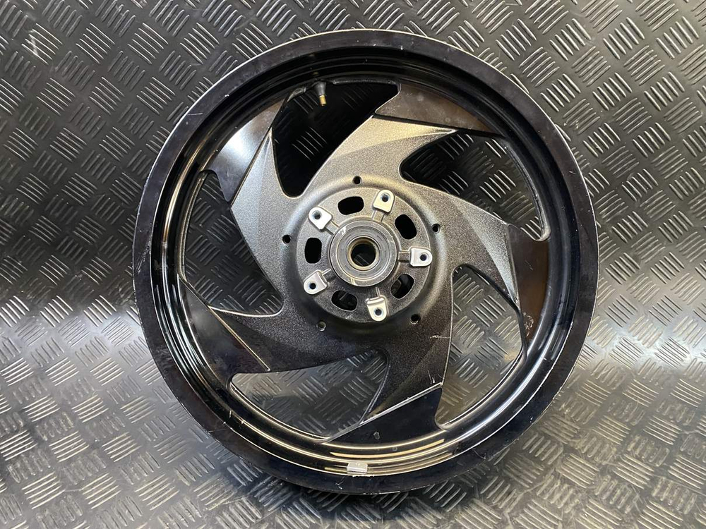 Колесо переднее Suzuki M109R 053443