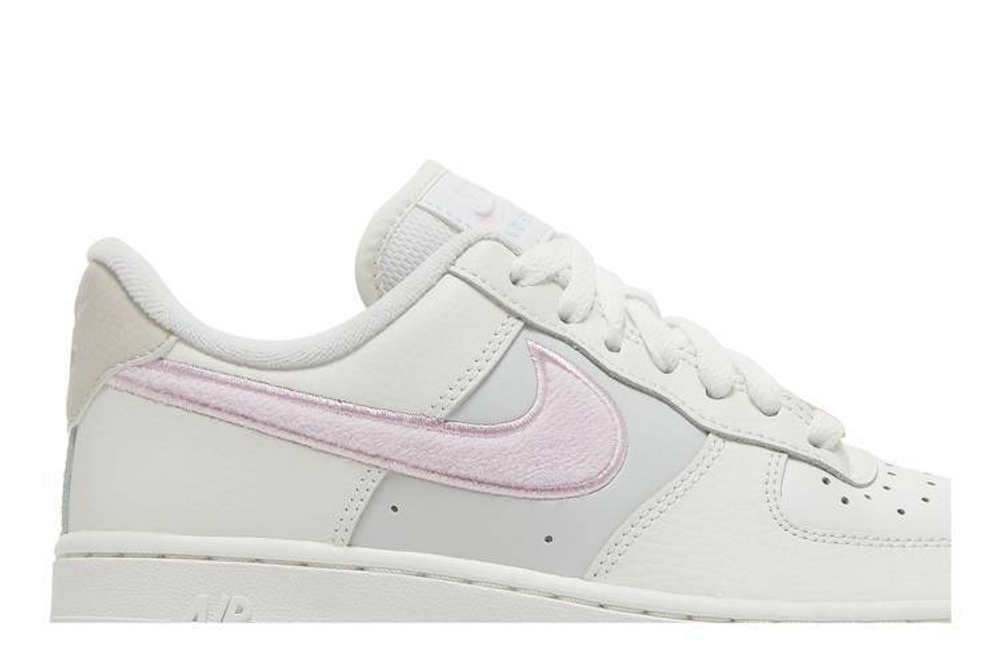 Кроссовки Nike Air Force 1 Low "Chenille Swoosh" (Женская размерная сетка)