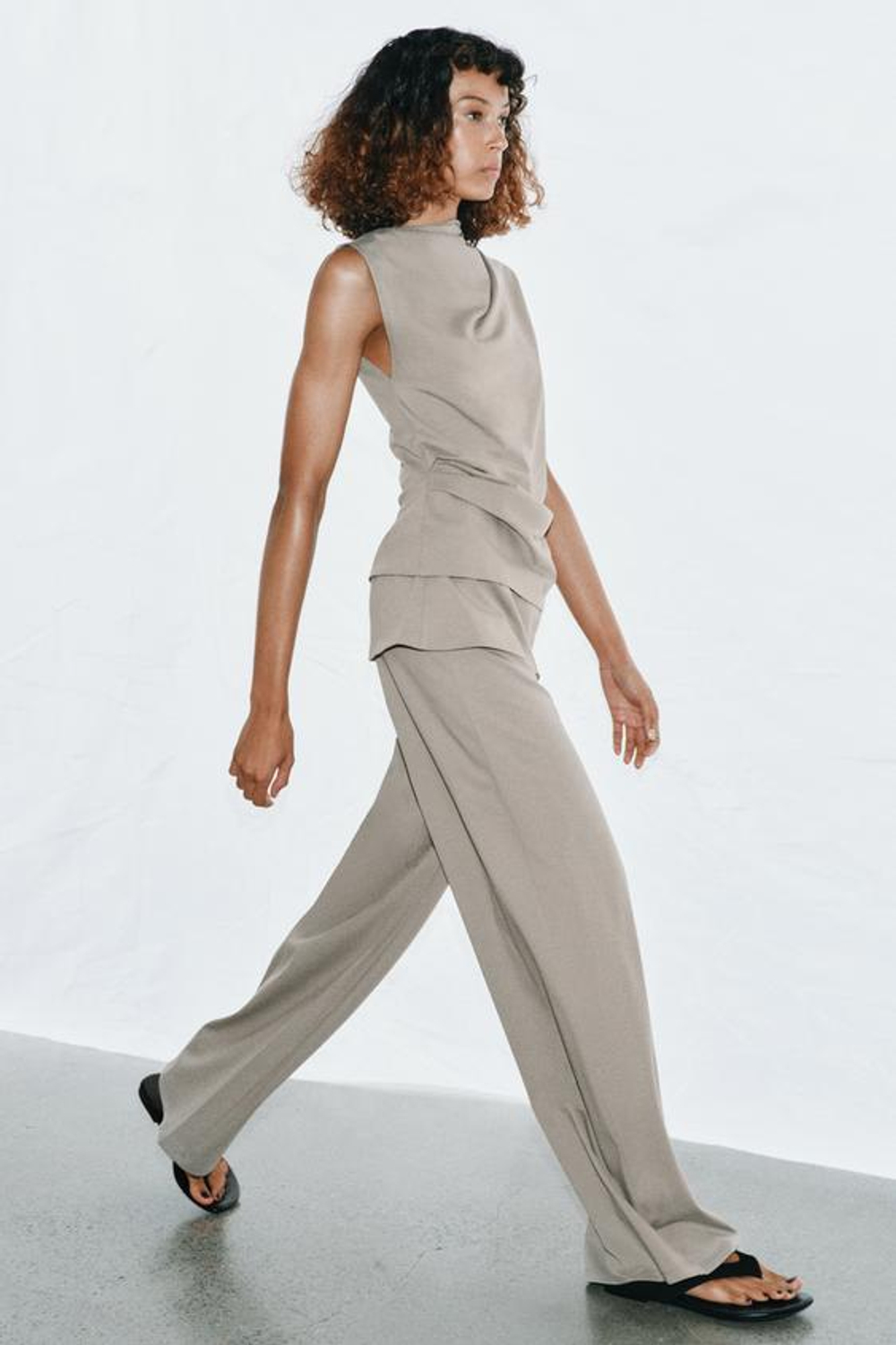 ZARA БРЮКИ ИЗ ПЛОТНОГО ХЛОПКА С ПОЯСОМ-КУШАКОМ, СЕРО-СИНИЙ