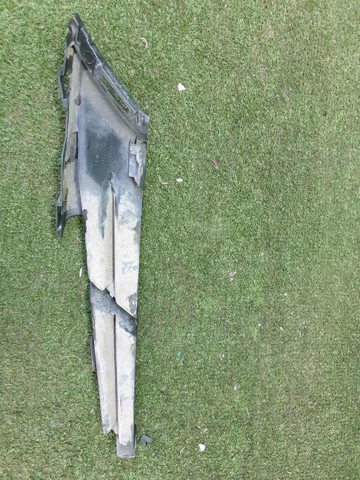 Накладка переднего бампера правая Lexus RX 4 (2015-2019)