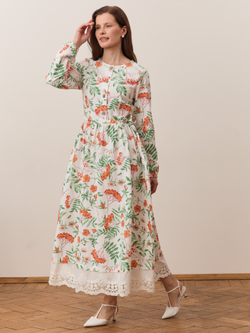 Платье с кружевной оборкой