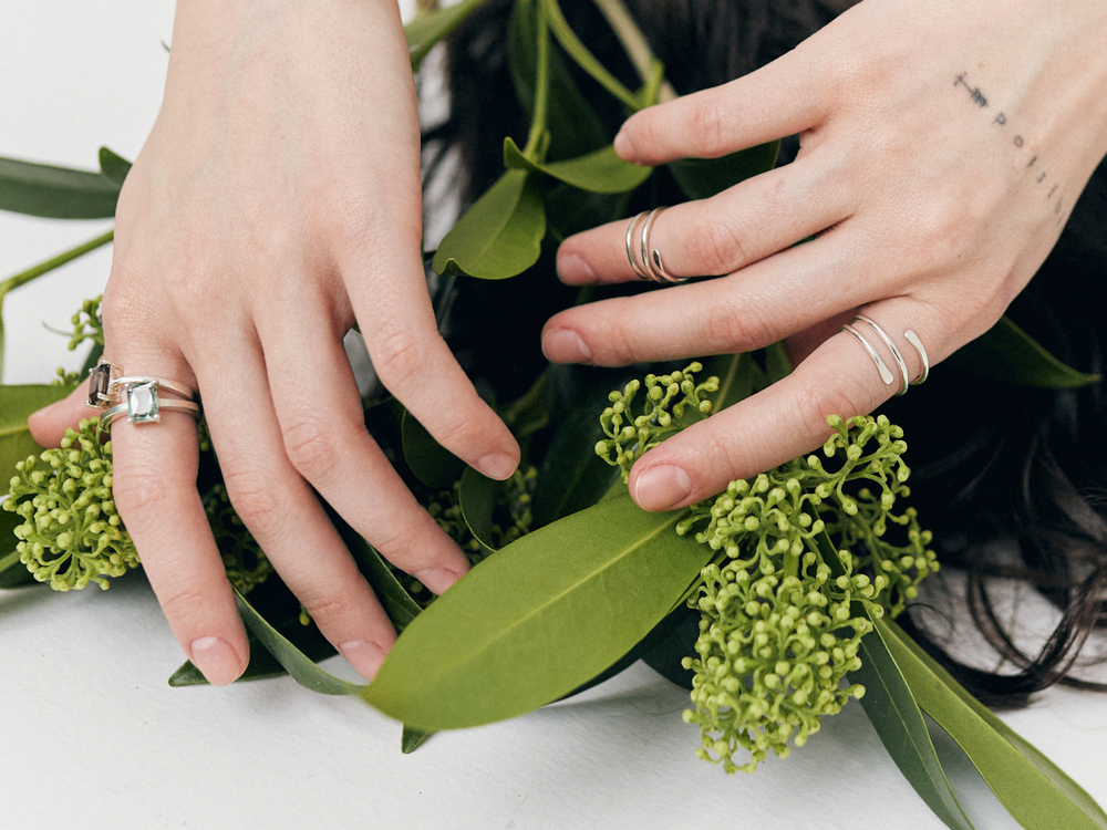 кольцо embrace