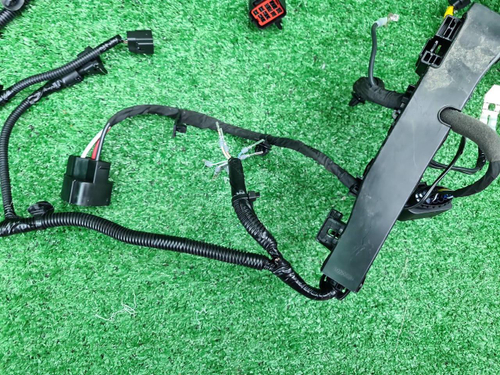 Проводка моторного отсека Geely Coolray (19-нв)