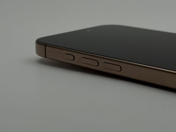 iPhone 16 Pro Max 256Gb Desert Titanium eSIM