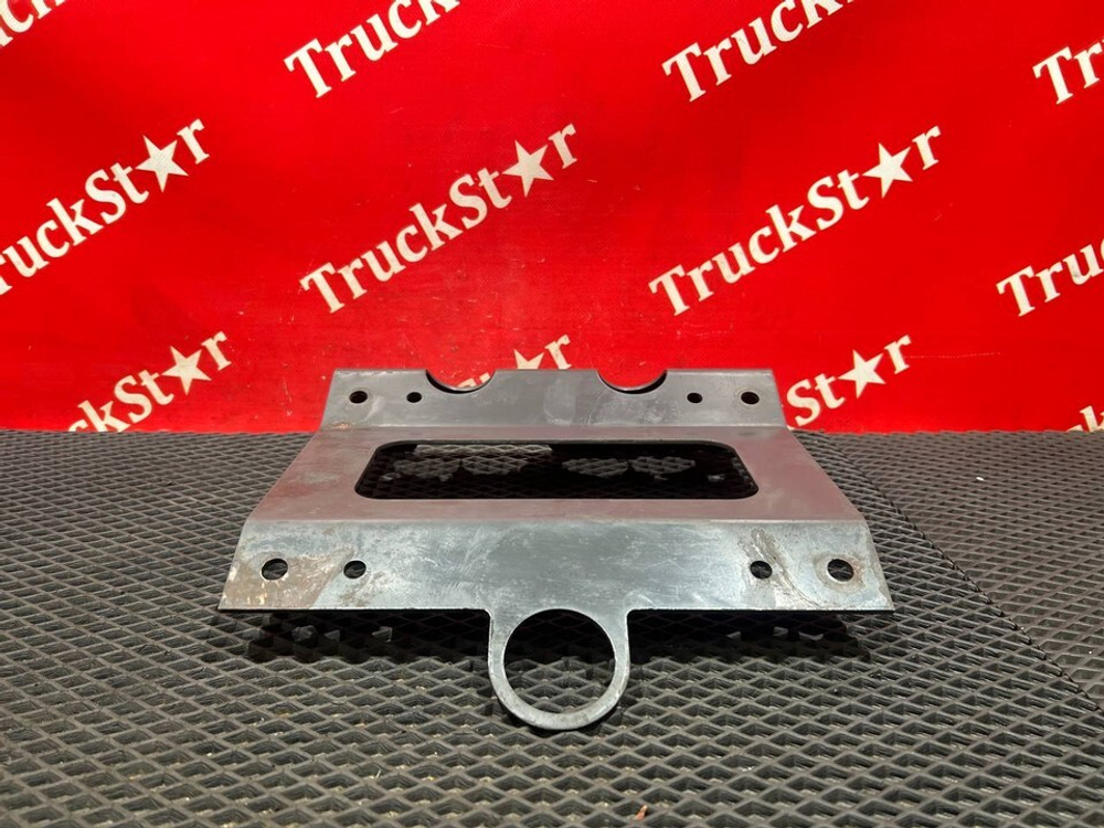 Кронштейн воздушного фильтра