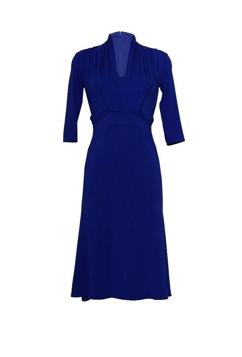 Платье c рукавами и вырезом на груди 25-14SS