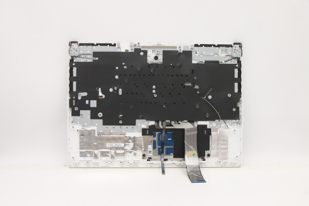 Верхняя панель с клавиатурой (топкейс) для ноутбука Lenovo Legion 5 Pro-16ACH6. раскладка - русская, без подсветки, белая (5CB1C93583), оригинал