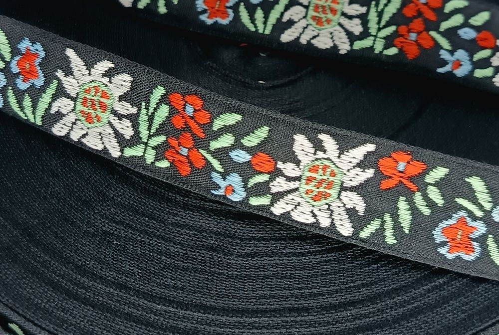 Тесьма Жаккард, ш. 2,4 см, чёрный