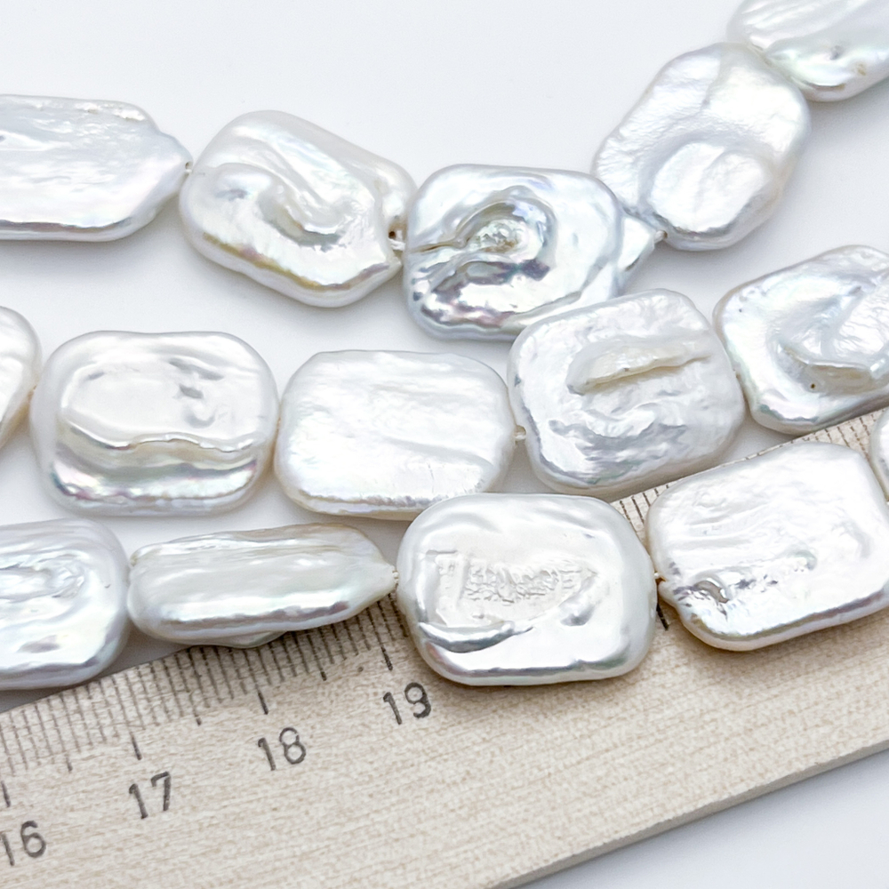 Жемчуг, размер около 18-20*15-16 мм, цена за набор 4 шт