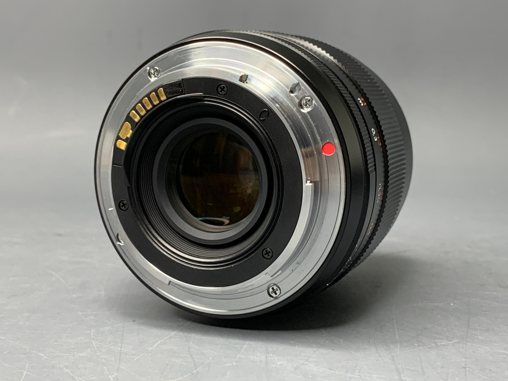 Zeiss Distagon T* 2/35 ZE Canon EF