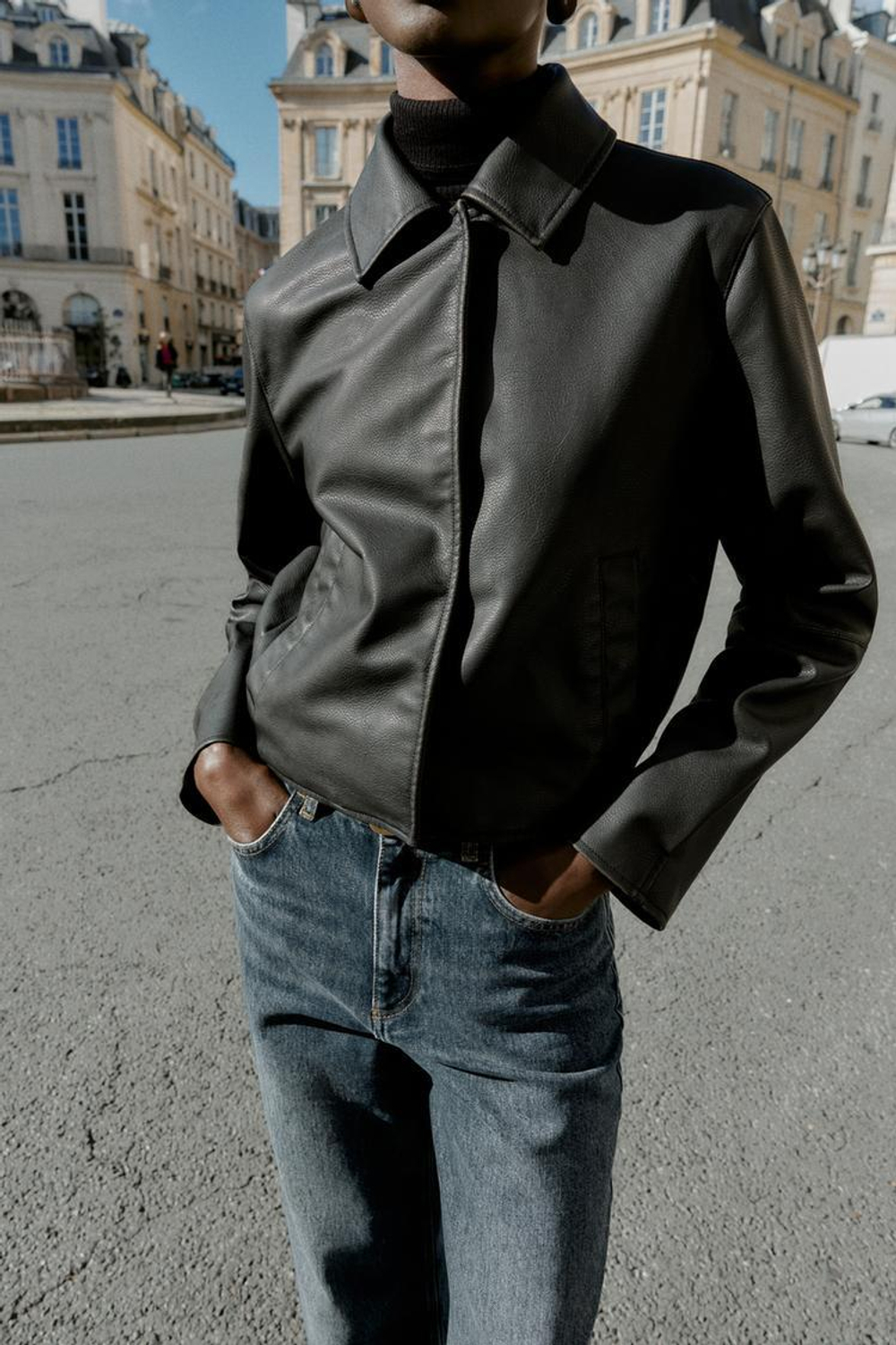 ZARA КУРТКА ИЗ ИСКУССТВЕННОЙ КОЖИ, ЧЕРНЫЙ