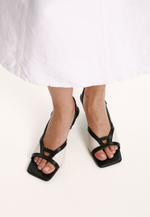 Босоножки // Marie // Chess