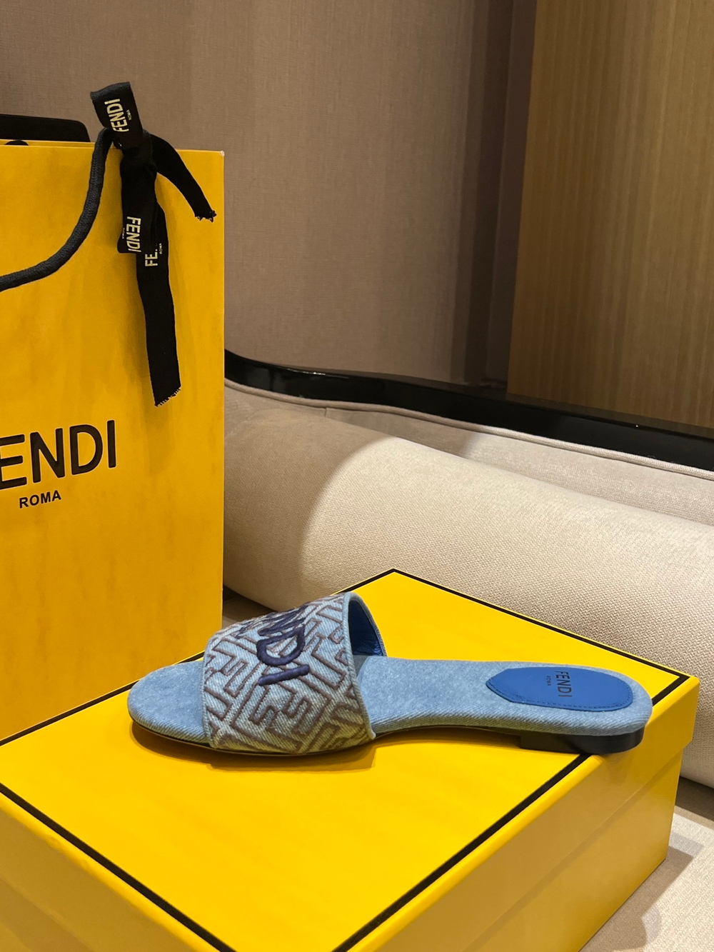 Fendi Singnature Slides