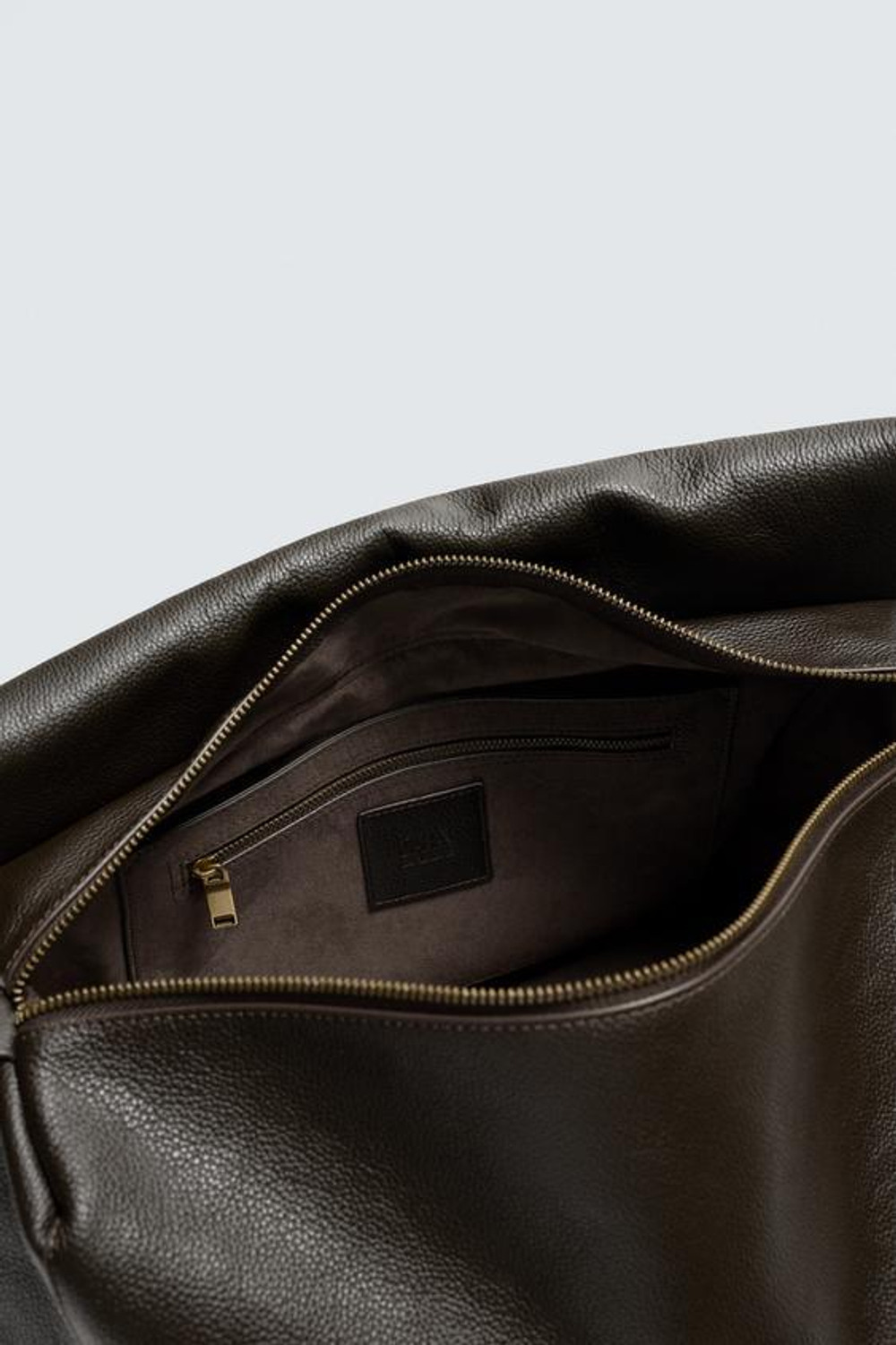 ZARA КОЖАНАЯ СУМКА С ПЛЕЧЕВЫМ РЕМНЕМ XL, LIMITED EDITION, КОРИЧНЕВЫЙ