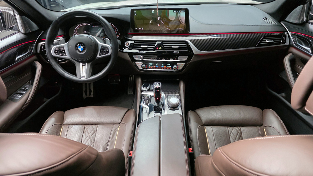 BMW 5 серии (G30) M550i xDrive