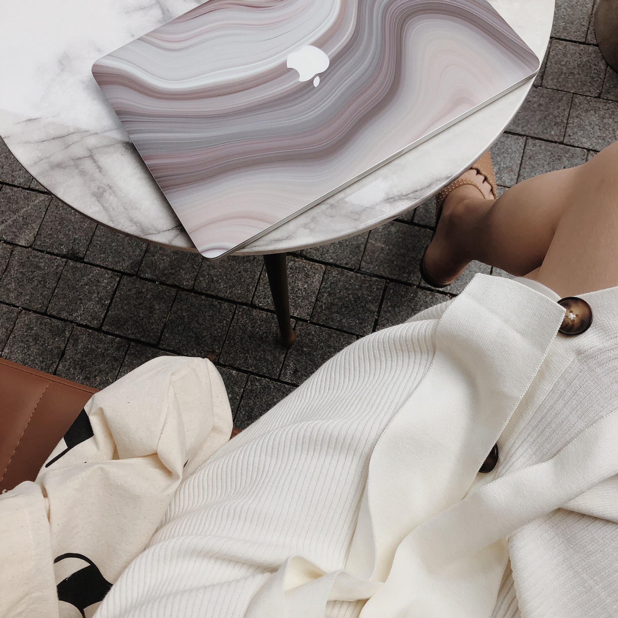 Виниловая наклейка MARS для MacBook