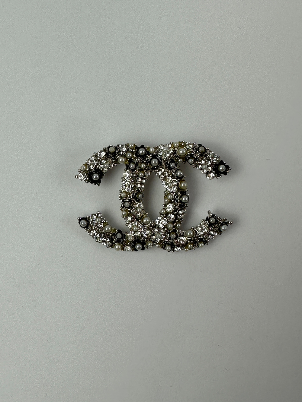 Брошь Chanel