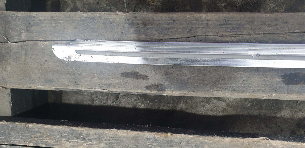 Накладка стекла заднего левого Mercedes GLC (X253) 15-нв Б/У Оригинал A2536700122