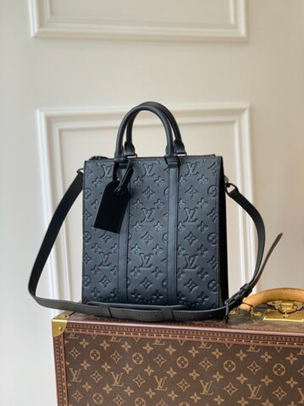 Louis Vuitton Sac Plat Cross