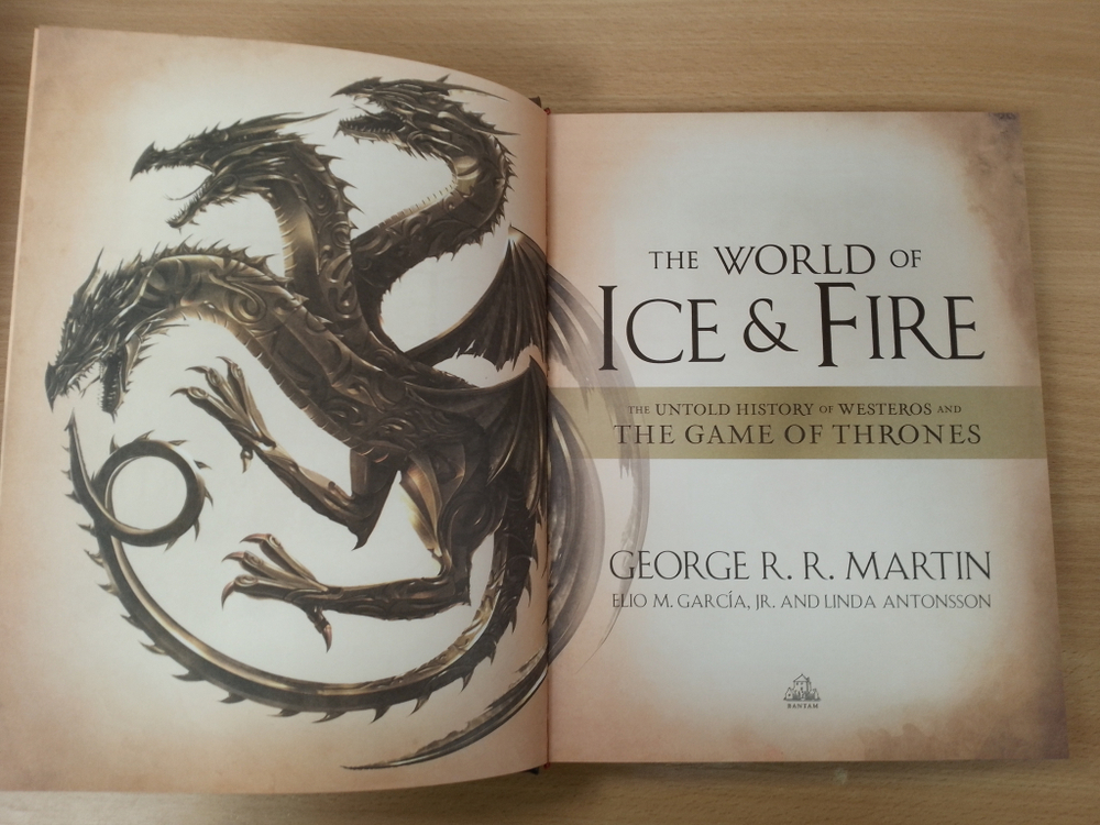 The World of Ice & Fire: The Untold History of Westeros and the Game of Thrones (A Song of Ice and Fire) Hardcover