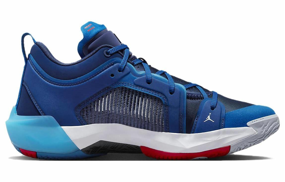 Кроссовки Jordan Air Jordan 37 Low "Fraternity"
