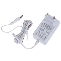 ULI-F40-5W-4200K SENSOR IP20 SILVER Светильник линейный светодиодный ультратонкий. с бесконтактным выключателем. 300Х30х8мм. 210Lm. Серебристый. ТМ Uniel