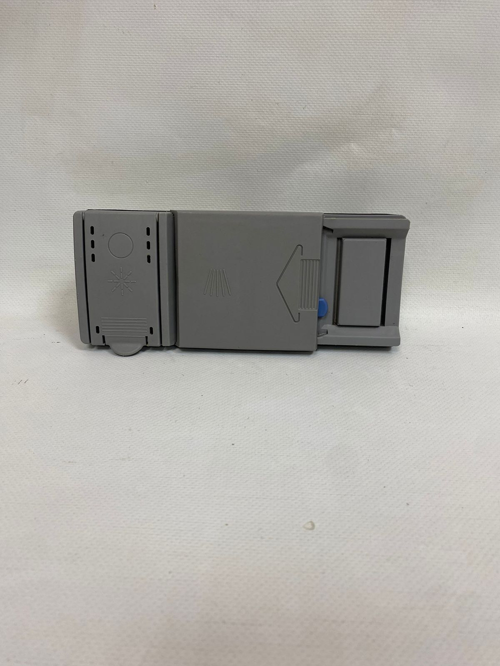 3.1 Дозатор моющих средств Bosch 490467 б/у для посудомоечной машины