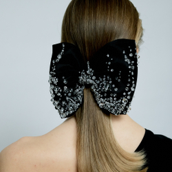 Бант классический с прозрачным декором