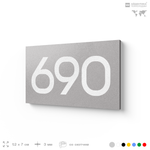 Номер на дверь 690, табличка на дверь для офиса, квартиры, кабинета, аудитории, склада, серая 120х70 мм, Айдентика Технолоджи