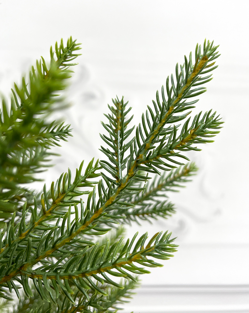 Ель Новогодняя 90см зеленая литая в прямоугольном кашпо