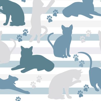 Силуэты кошек на полосатом фоне.