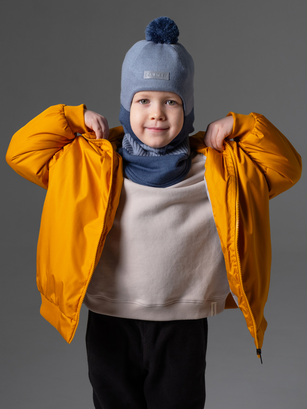 Шлем весенний/осенний вязаный (Светлый габардин) ЧИП