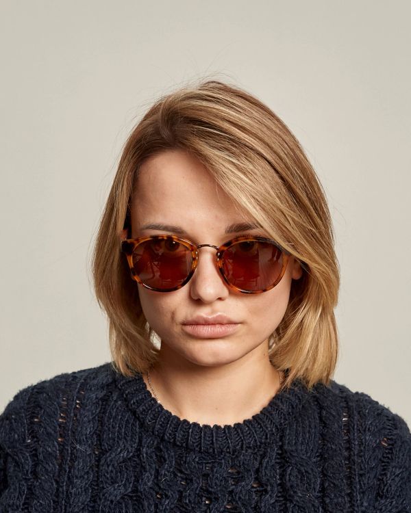 Очки солнцезащитные Moon 7 Tortoise / Gradient brown - фото 3