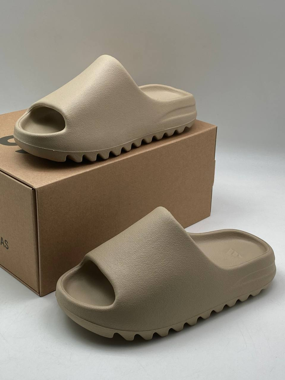 Шлепанцы Adidas Yeezy, арт. 718457