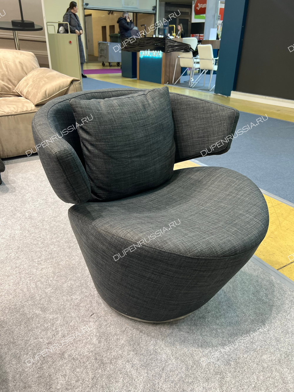 Кресло вращающееся CRS22 темно-серый FA802-12