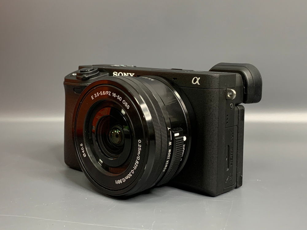 Sony A6400 kit 16-50mm 4100 кадров