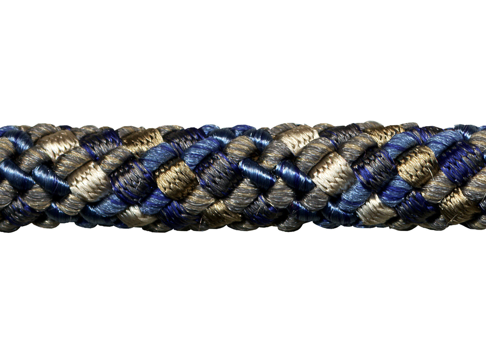 10011/40 Шнур с ресничкой узкий