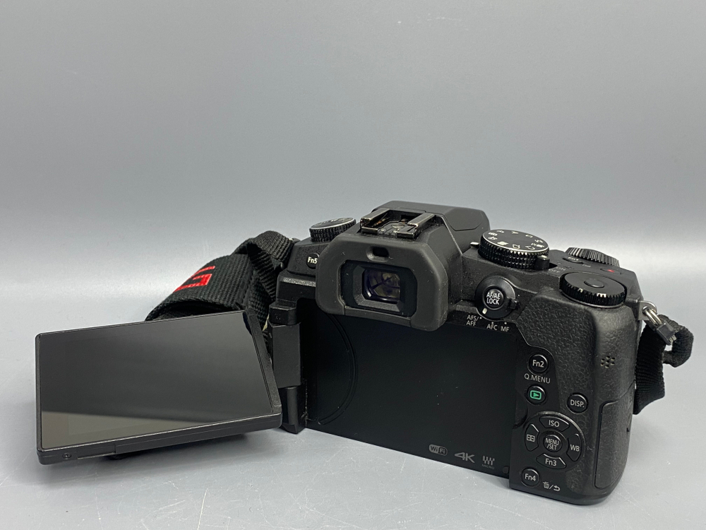 Panasonic Lumix DMC-G81