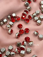 Стразы пришивные в цапах красные