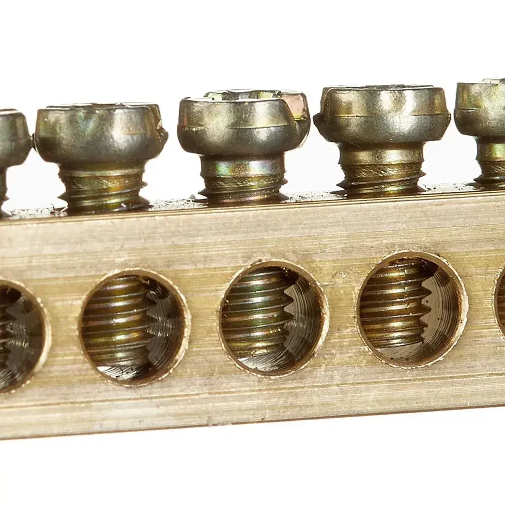 Шина DORI нулевая "N" 8 отверстий, 1шт