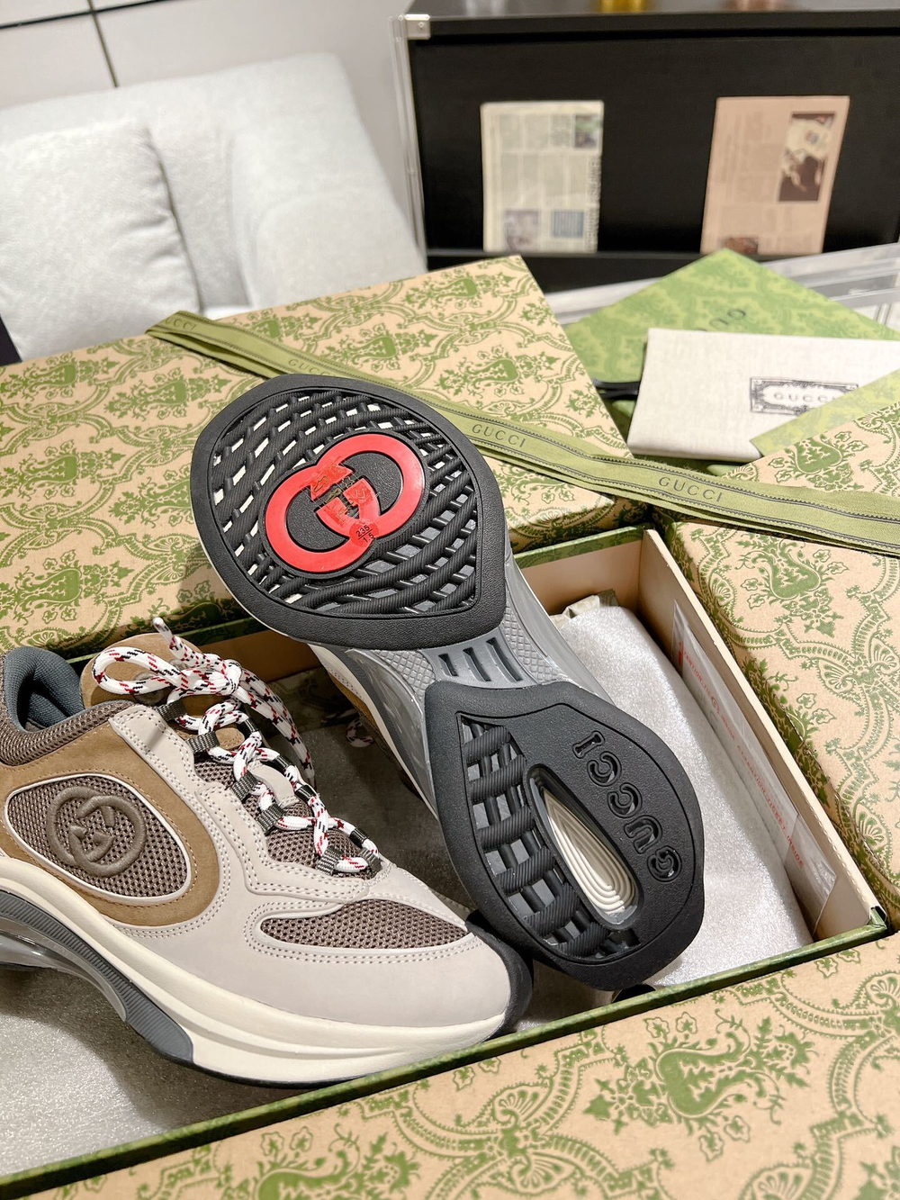 Gucci Run Sneaker (9 colors)