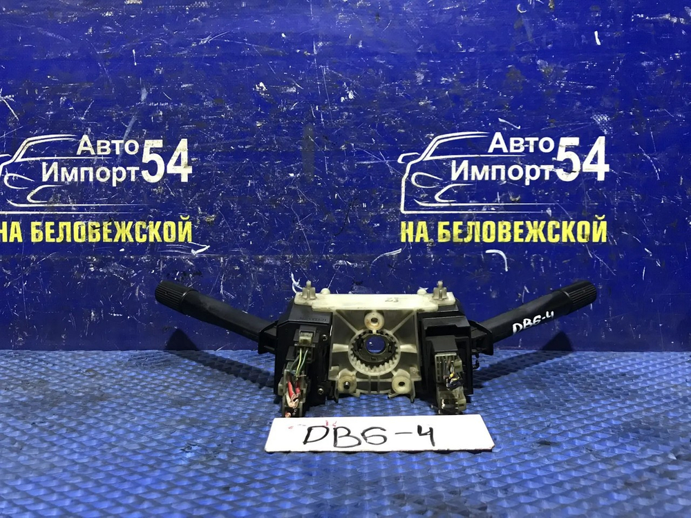 Переключатель подрулевой Honda INTEGRA 1996