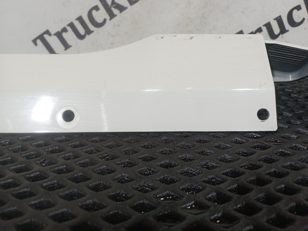 Накладка кабины