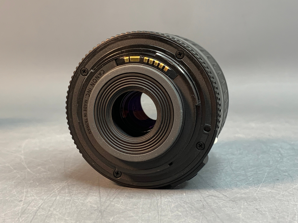 Canon 500D Kit 18-55mm 3.5-5.6 ll 13.272 Кадров